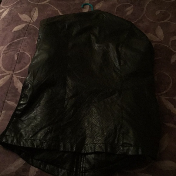 Ashley Steward Leather Jacket - Picture 2 of 2